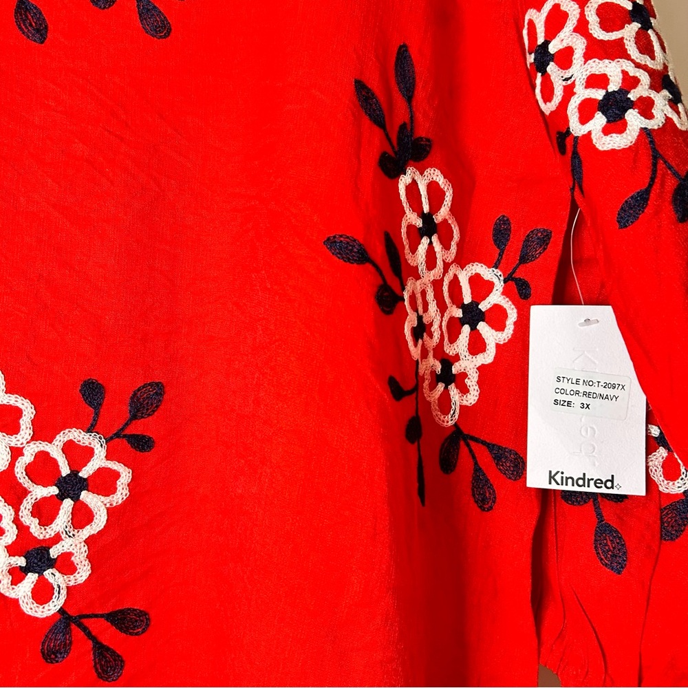 Kindred Floral Embroidered Plus Size Blouse - Size 3X - Picture 7 of 11